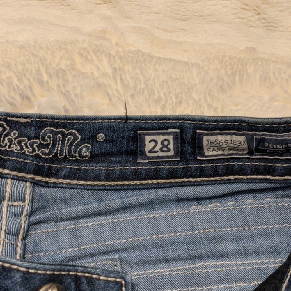 Jeans - Picture 4 of 5